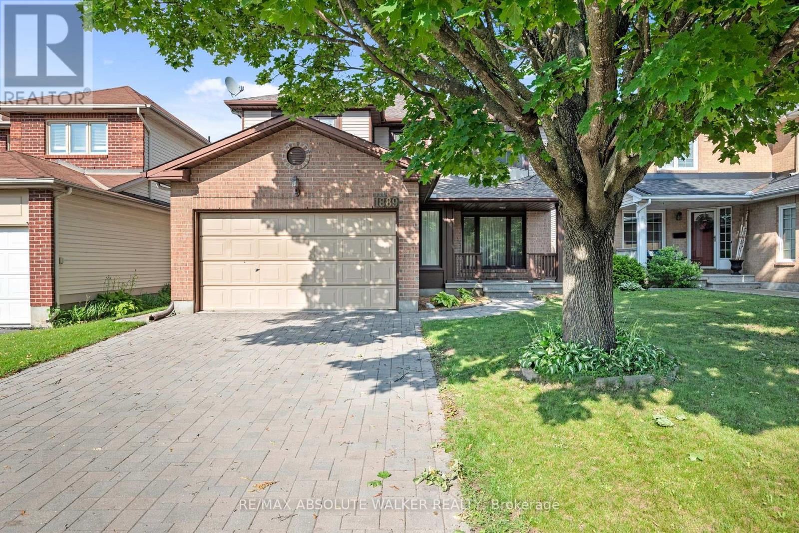 1889 Rosewind Court, Ottawa, Ontario  K1C 7E3 - Photo 1 - X13556122