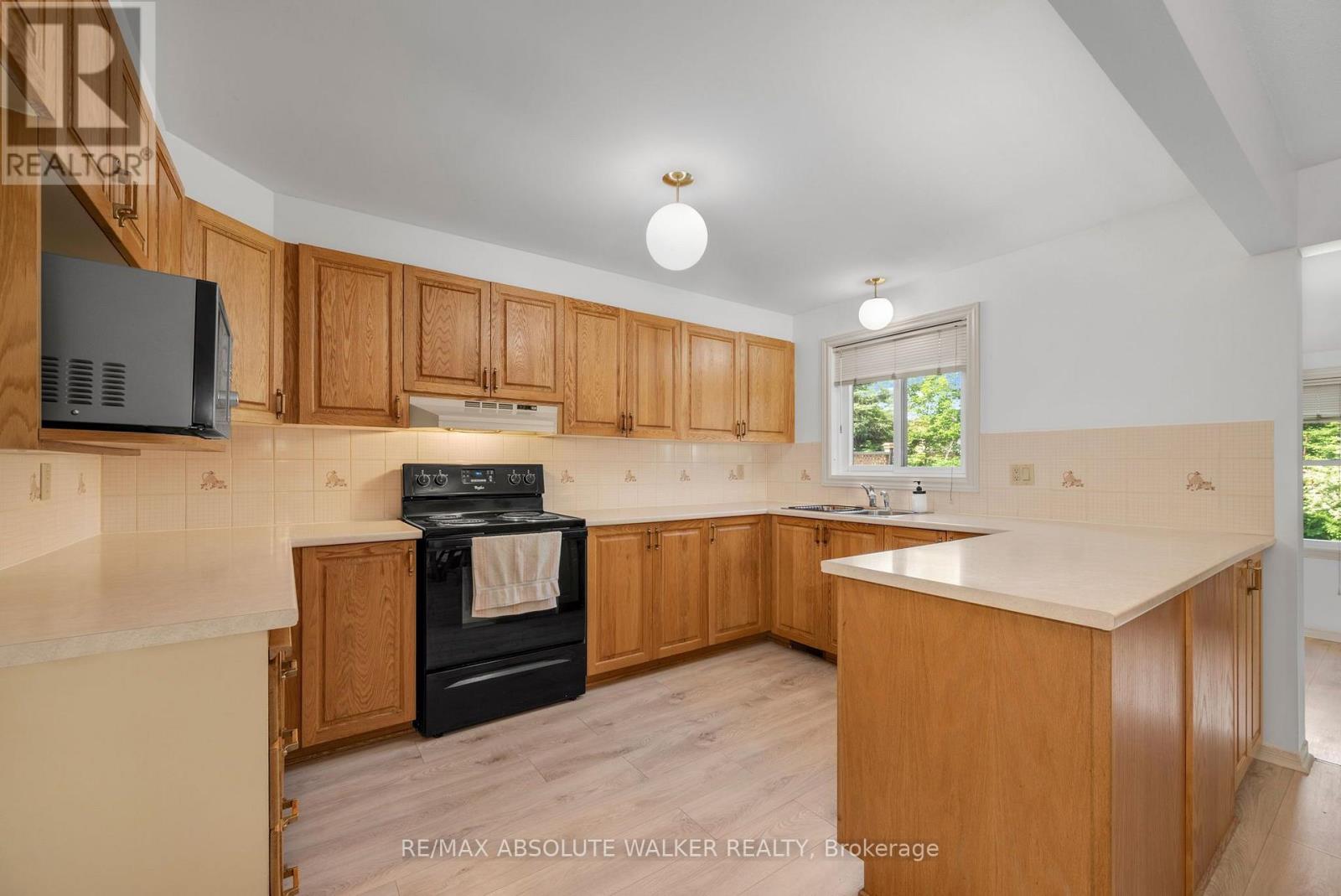 1889 Rosewind Court, Ottawa, Ontario  K1C 7E3 - Photo 15 - X13556122