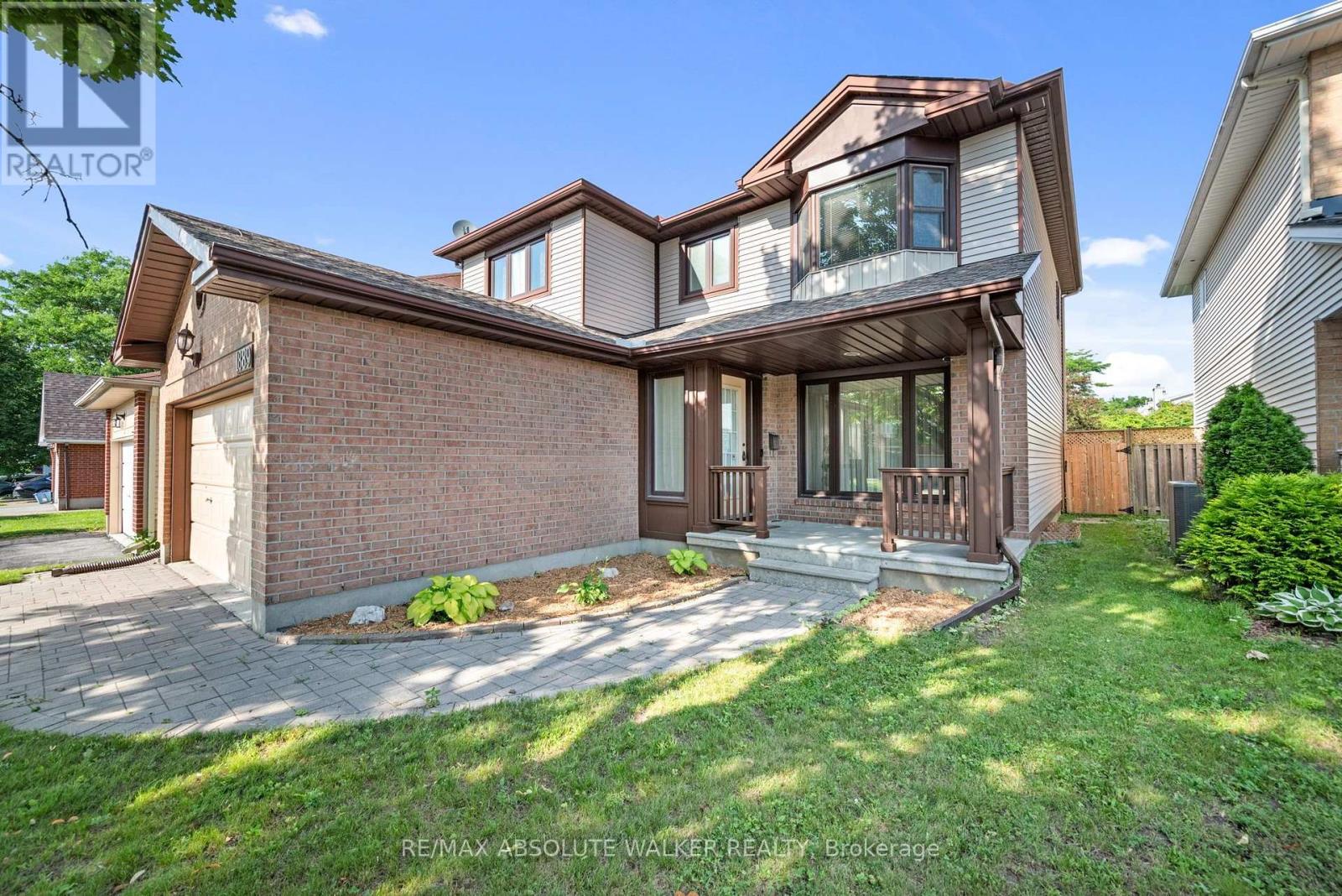 1889 Rosewind Court, Ottawa, Ontario  K1C 7E3 - Photo 2 - X13556122