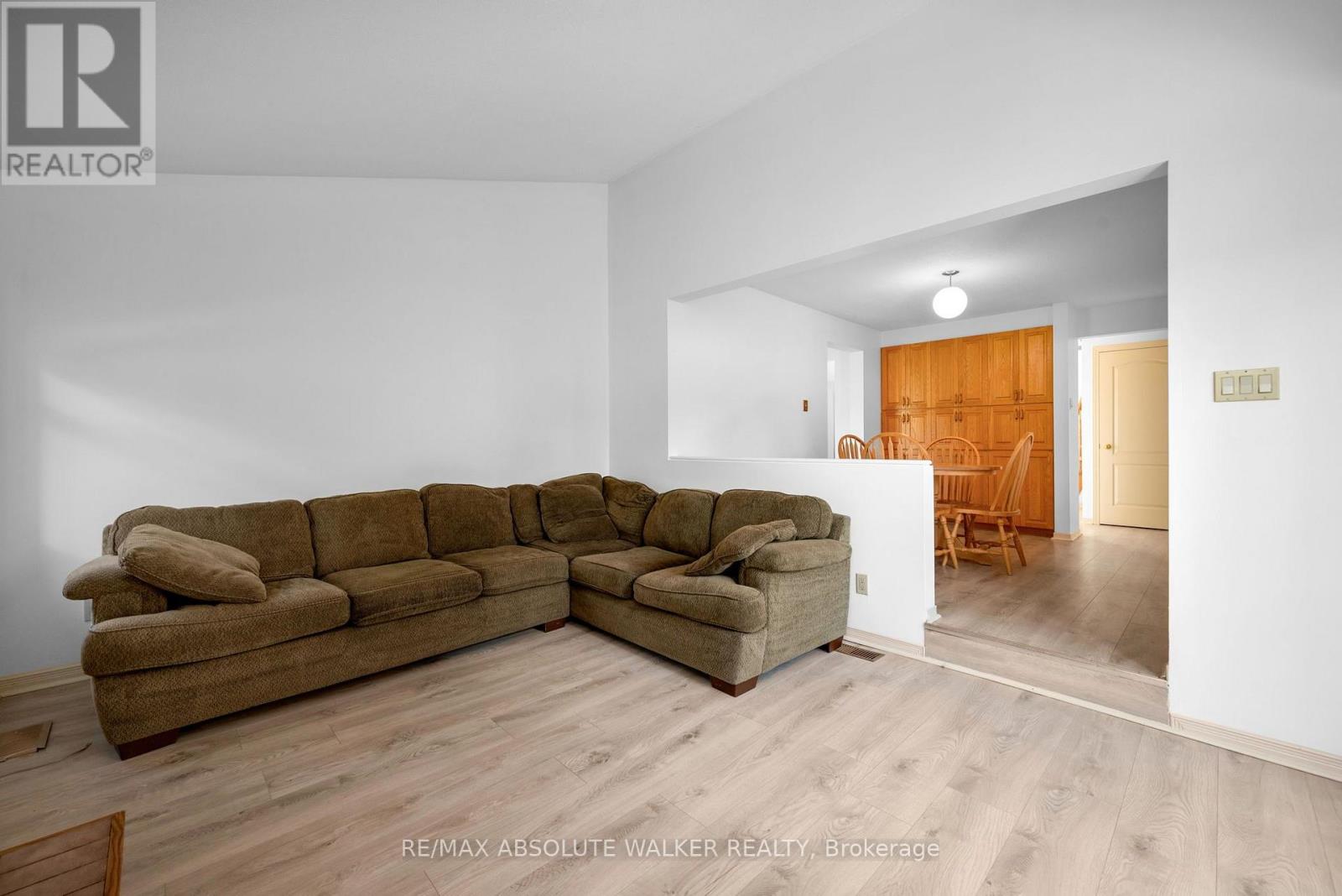 1889 Rosewind Court, Ottawa, Ontario  K1C 7E3 - Photo 22 - X13556122