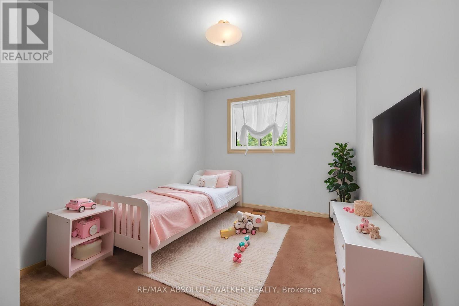 1889 Rosewind Court, Ottawa, Ontario  K1C 7E3 - Photo 32 - X13556122