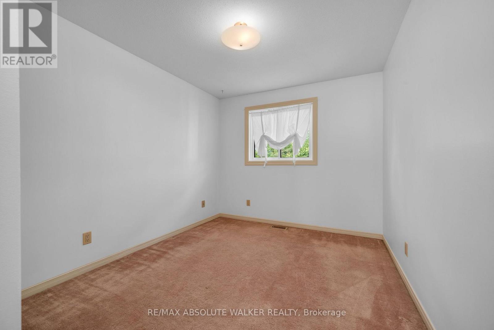 1889 Rosewind Court, Ottawa, Ontario  K1C 7E3 - Photo 33 - X13556122