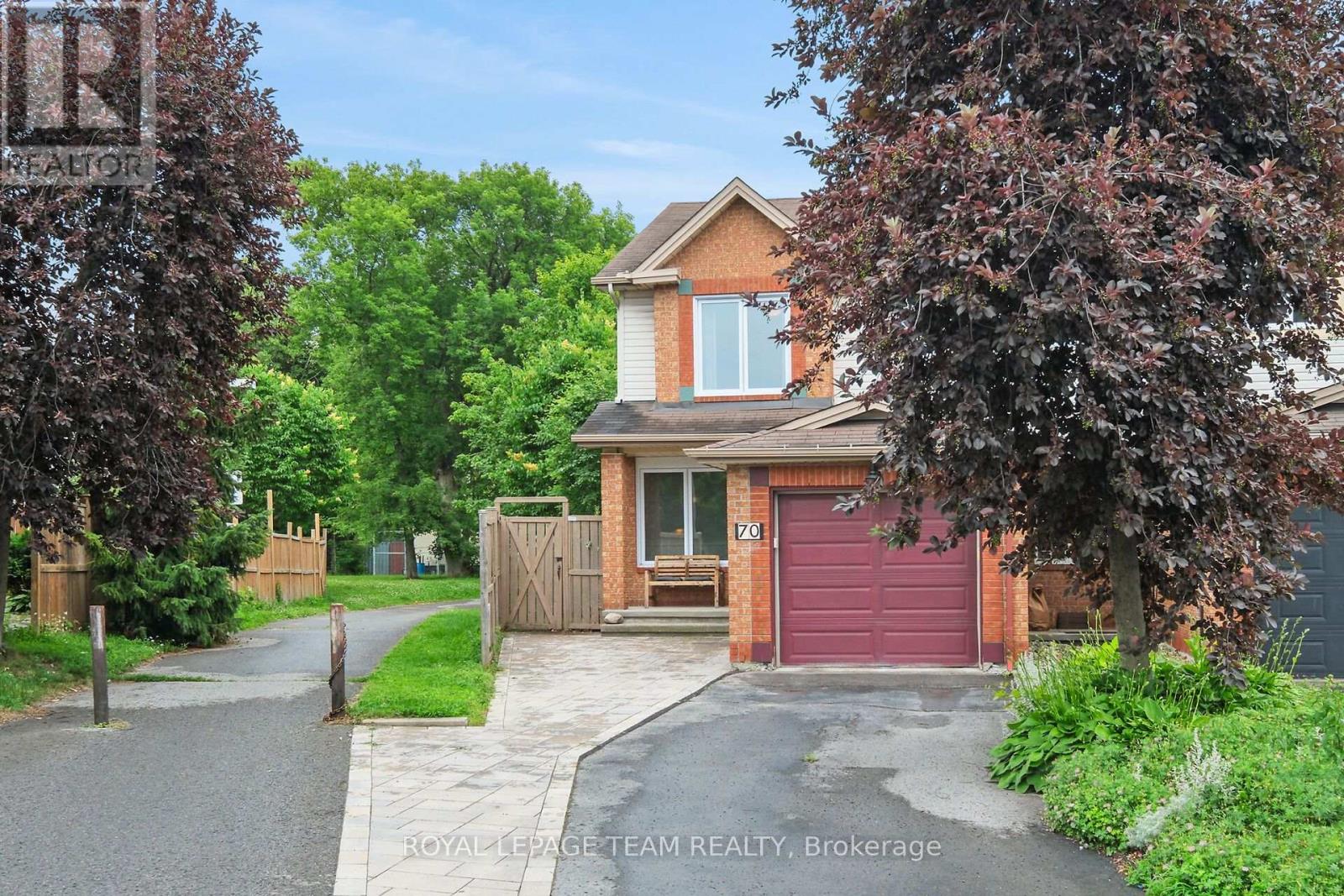 70 College Circle, Ottawa, Ontario  K1K 4R8 - Photo 1 - X13556176