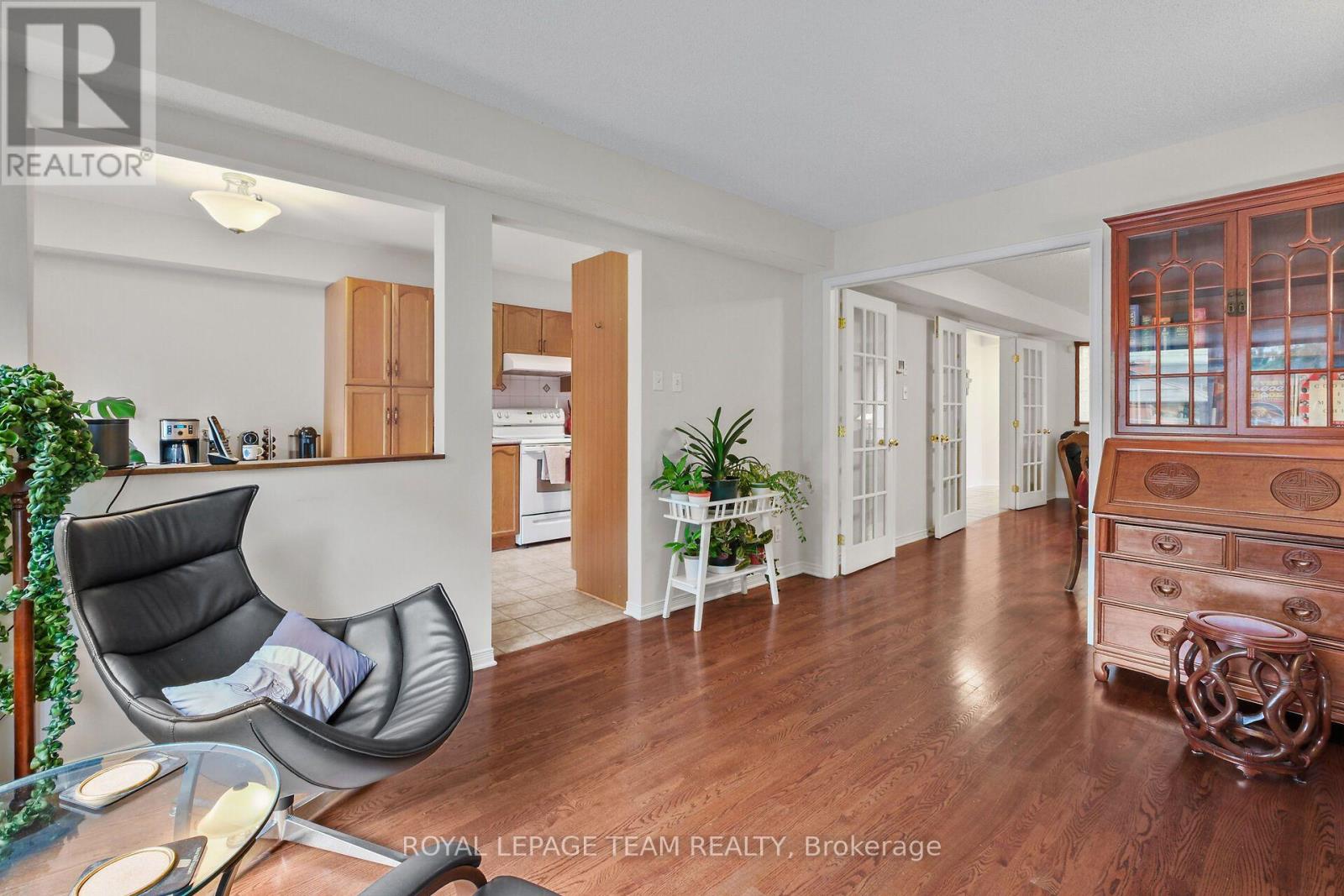70 College Circle, Ottawa, Ontario  K1K 4R8 - Photo 16 - X13556176