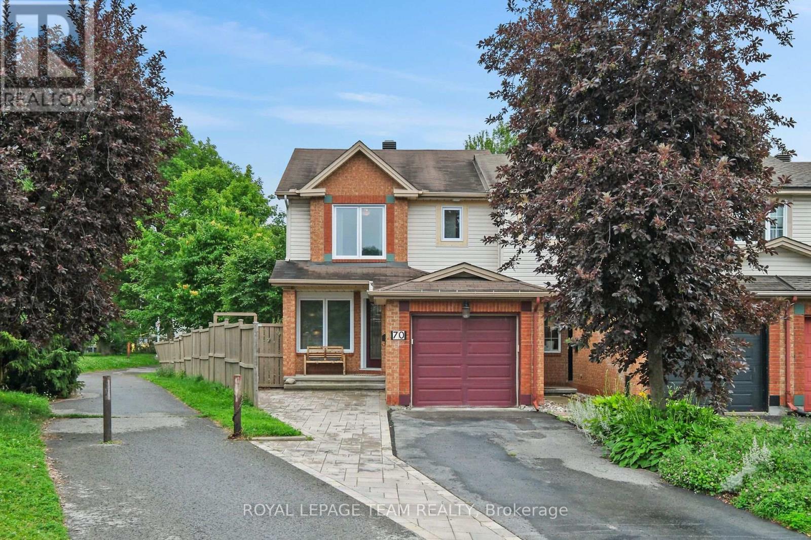 70 College Circle, Ottawa, Ontario  K1K 4R8 - Photo 2 - X13556176
