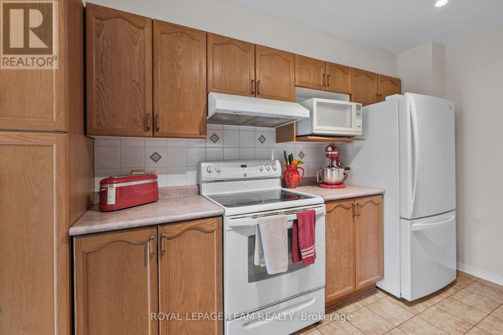 70 College Circle, Ottawa, Ontario  K1K 4R8 - Photo 22 - X13556176