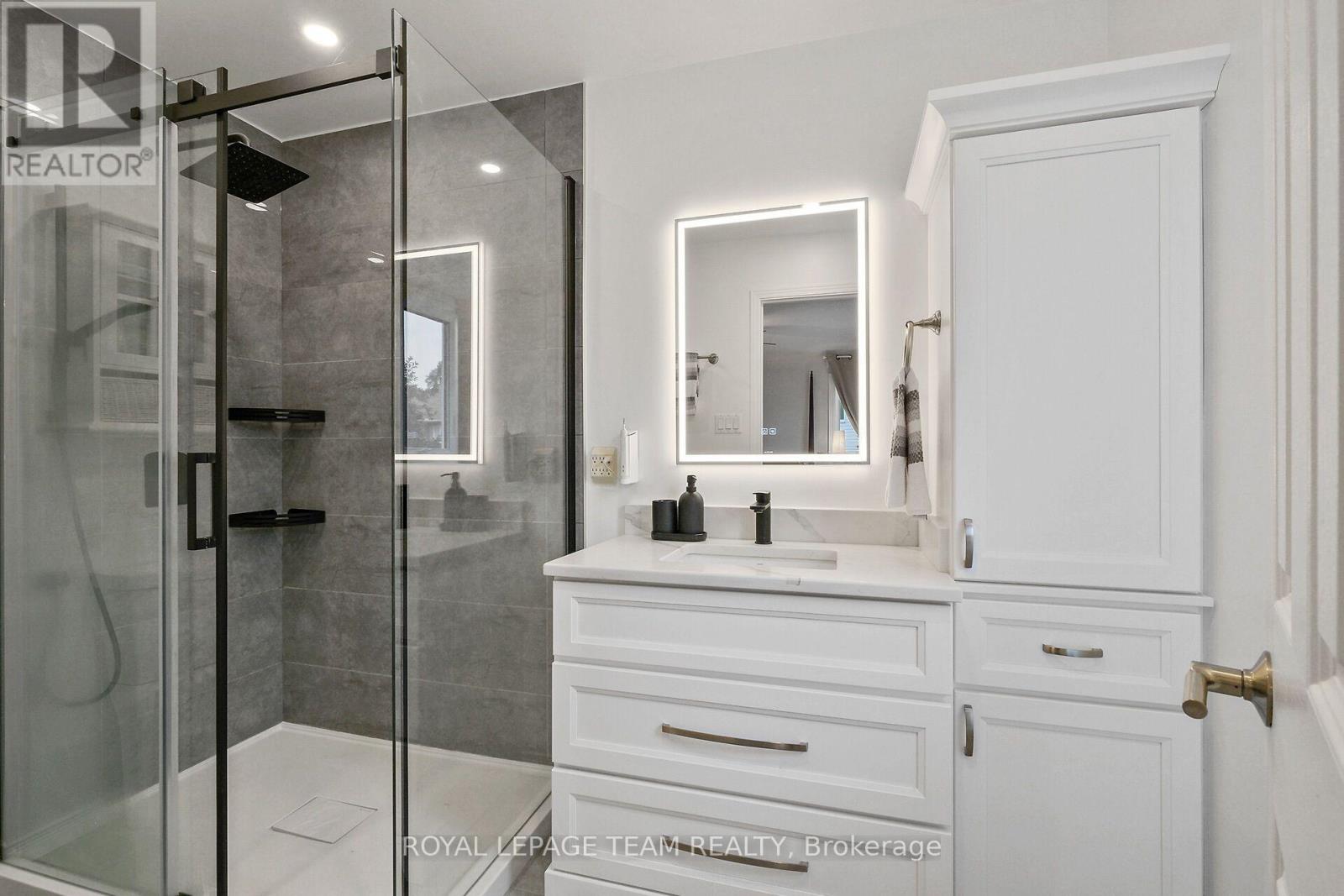 70 College Circle, Ottawa, Ontario  K1K 4R8 - Photo 30 - X13556176