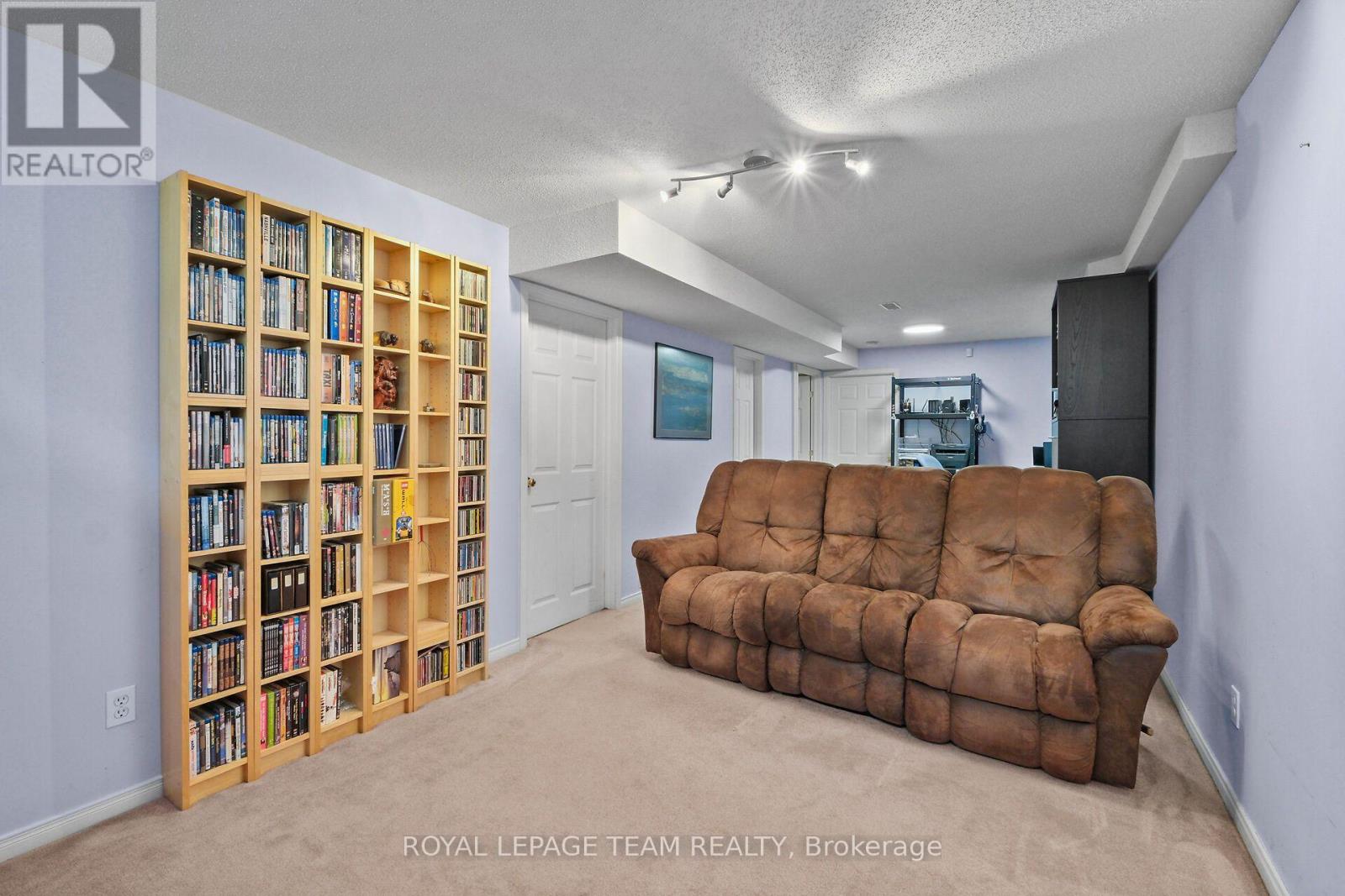 70 College Circle, Ottawa, Ontario  K1K 4R8 - Photo 39 - X13556176