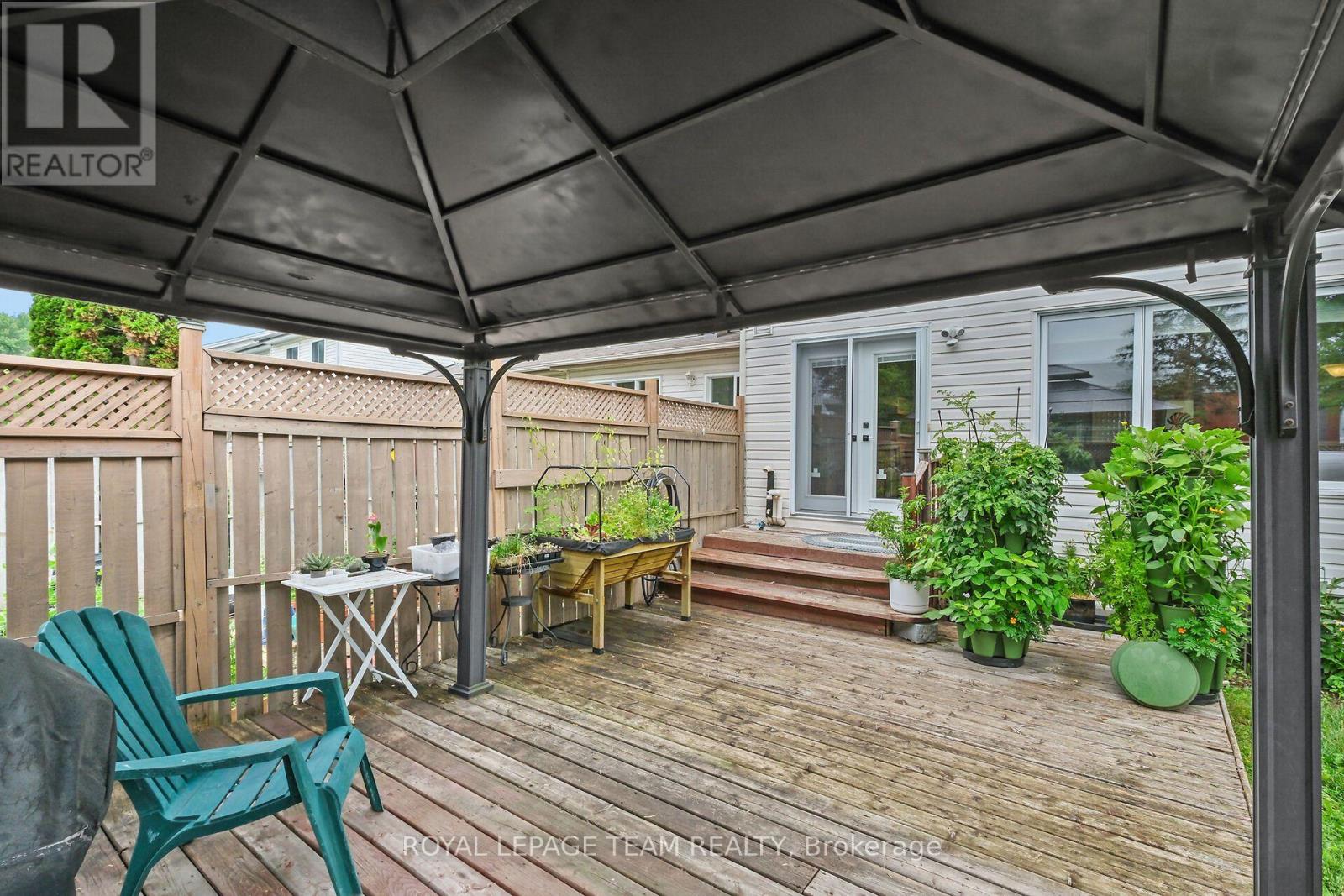 70 College Circle, Ottawa, Ontario  K1K 4R8 - Photo 43 - X13556176