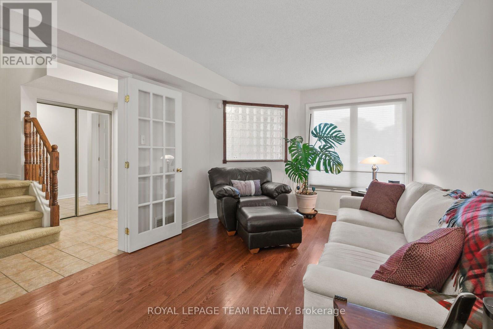 70 College Circle, Ottawa, Ontario  K1K 4R8 - Photo 7 - X13556176