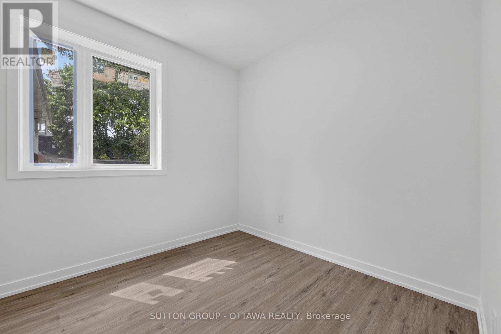 944 Woodroffe Avenue, Ottawa, Ontario  K2A 3R7 - Photo 12 - X13556210