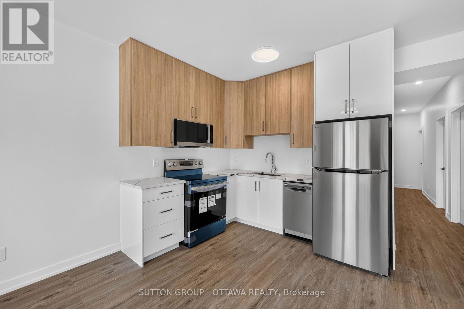 944 Woodroffe Avenue, Ottawa, Ontario  K2A 3R7 - Photo 5 - X13556210