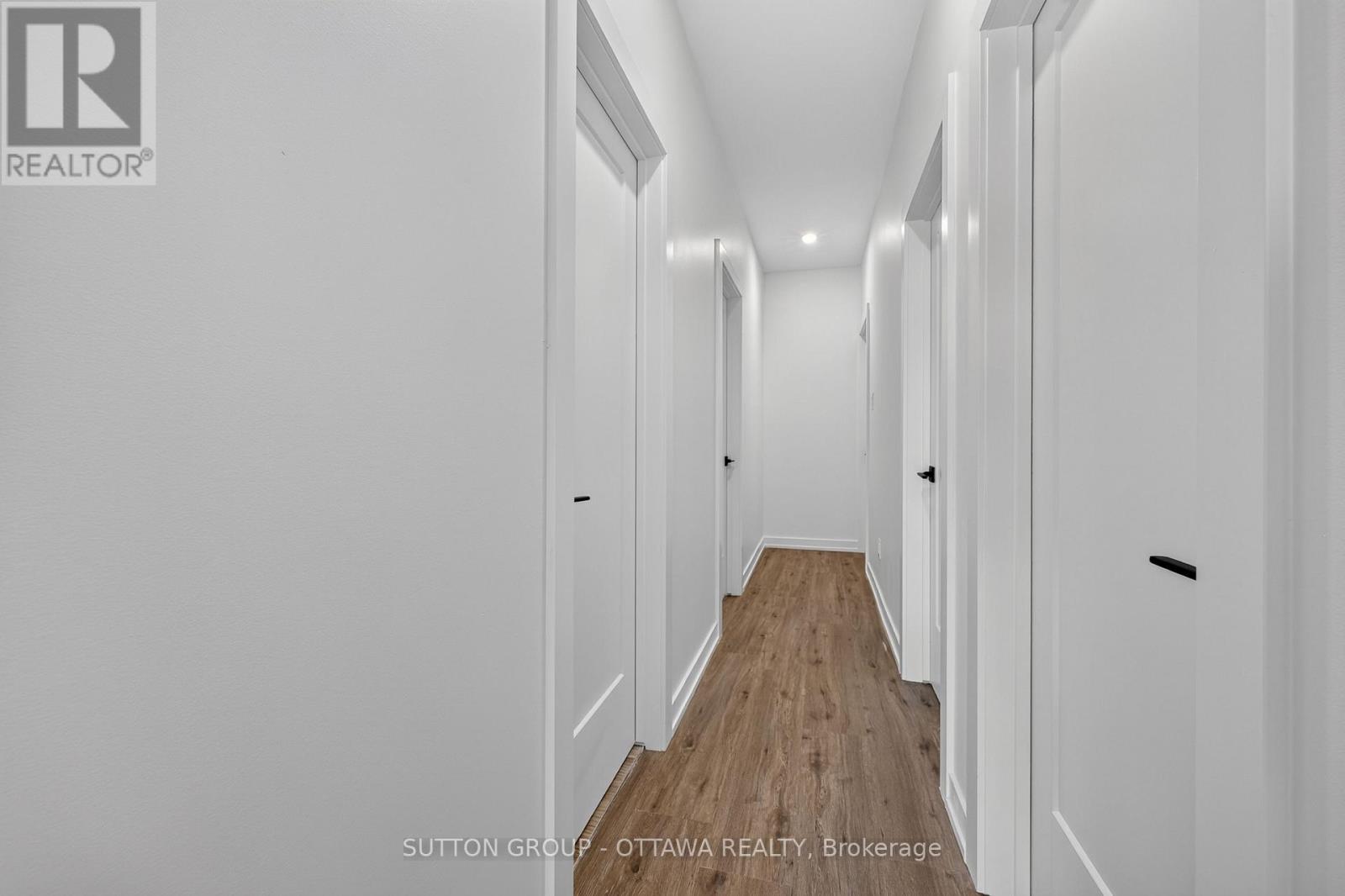 944 Woodroffe Avenue, Ottawa, Ontario  K2A 3R7 - Photo 8 - X13556210