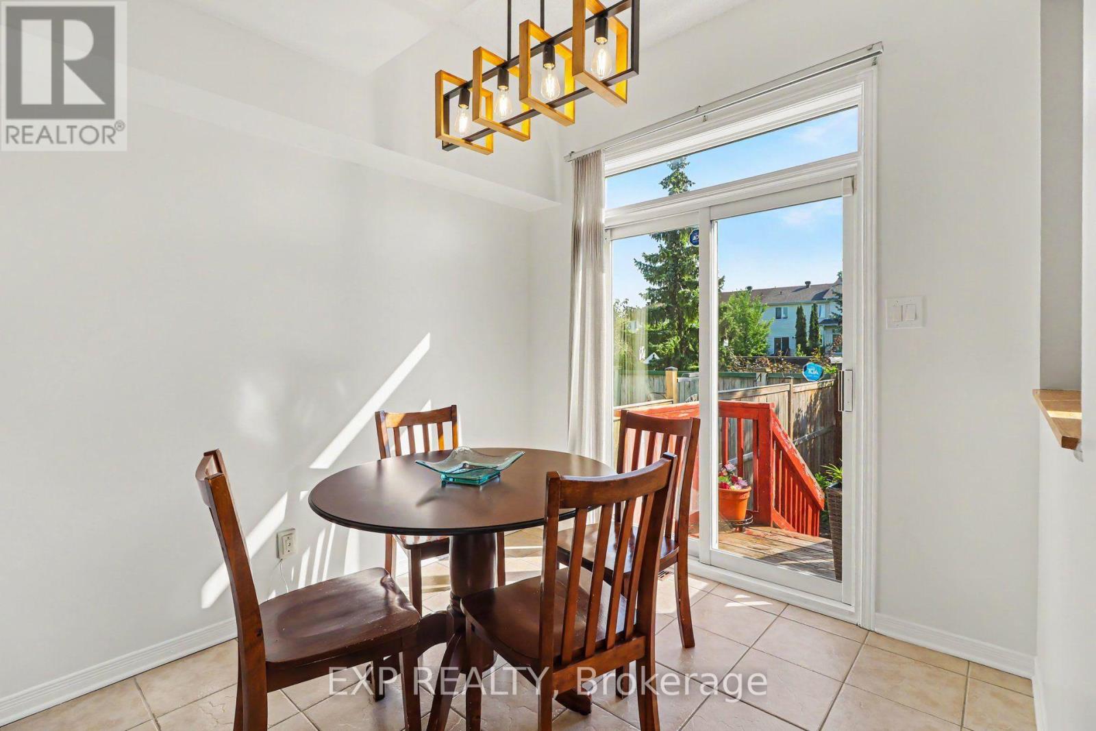 203 Duntroon Circle, Ottawa, Ontario  K1T 4C9 - Photo 15 - X13556326