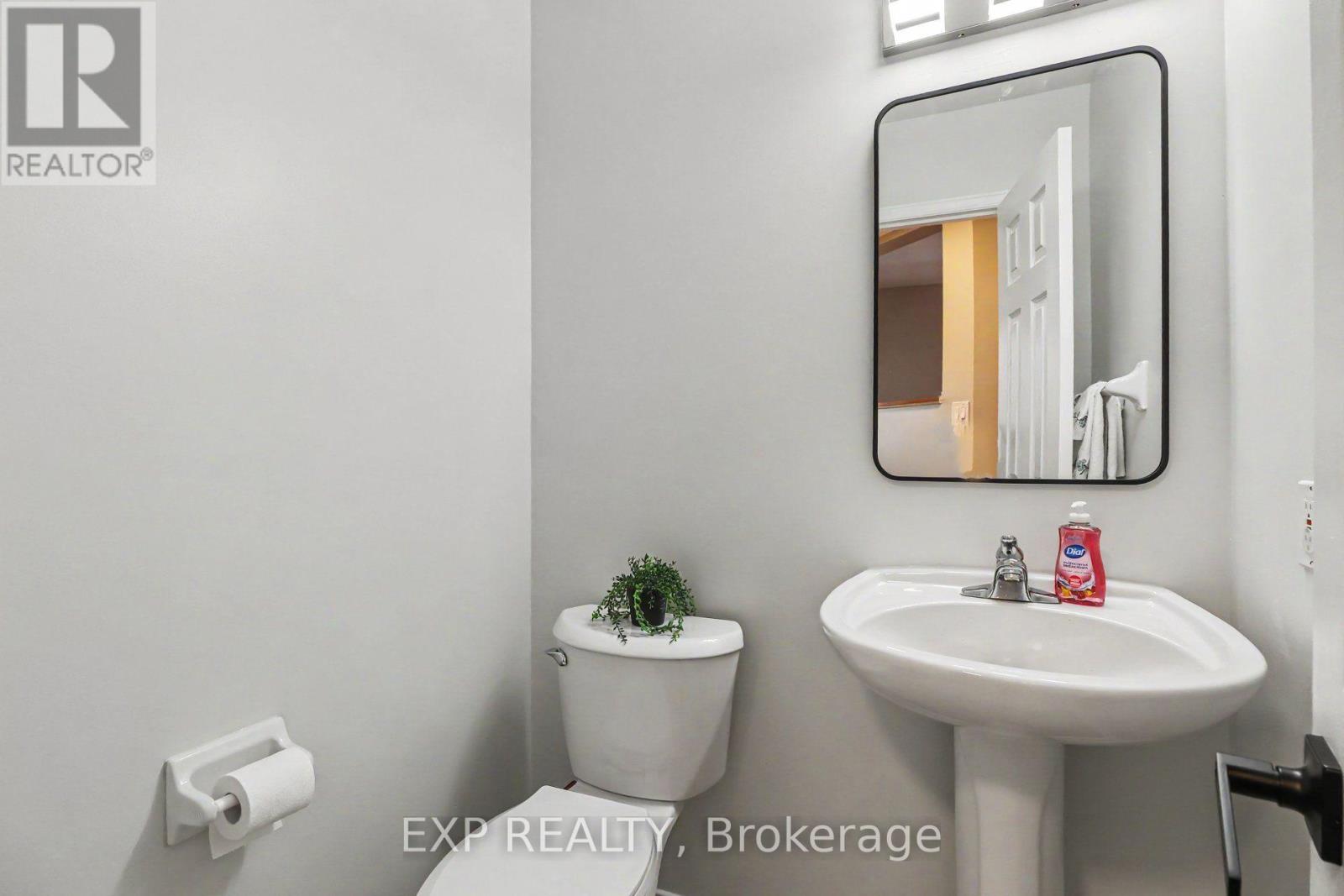 203 Duntroon Circle, Ottawa, Ontario  K1T 4C9 - Photo 19 - X13556326