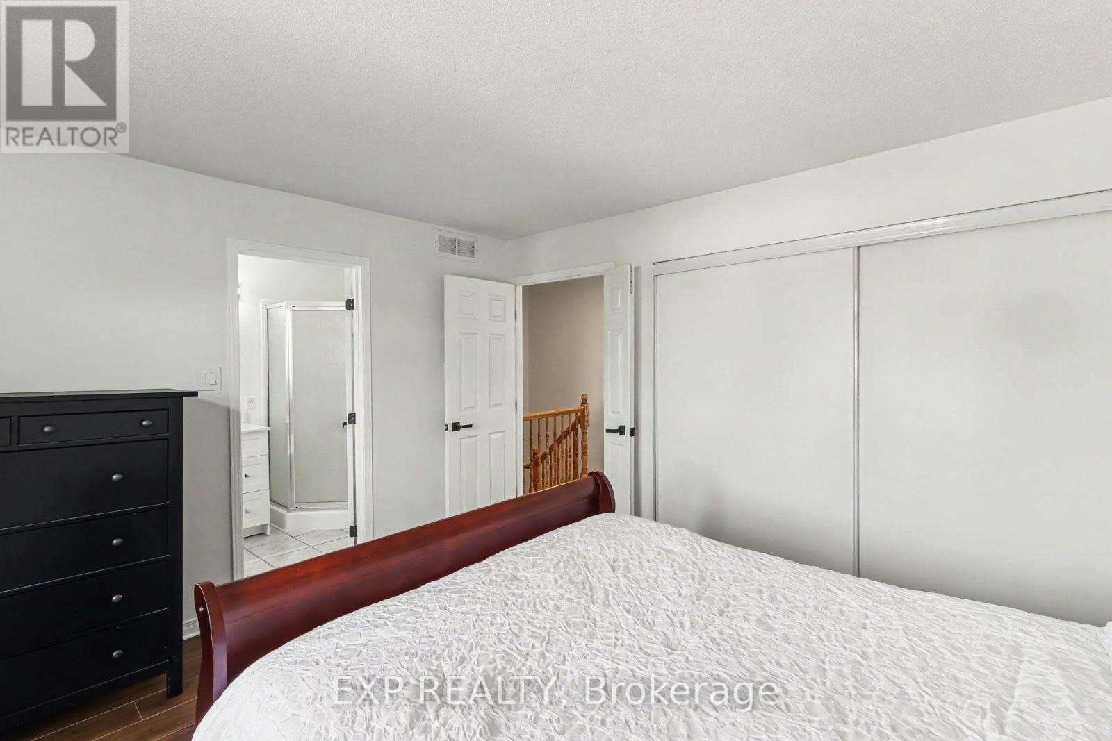 203 Duntroon Circle, Ottawa, Ontario  K1T 4C9 - Photo 23 - X13556326