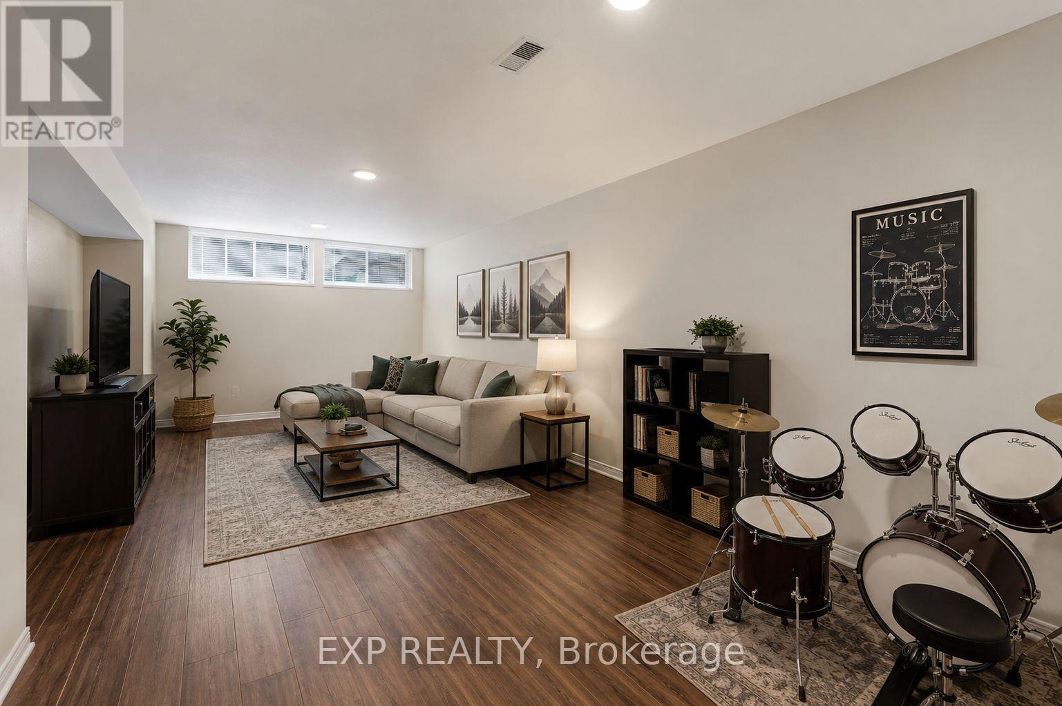 203 Duntroon Circle, Ottawa, Ontario  K1T 4C9 - Photo 34 - X13556326