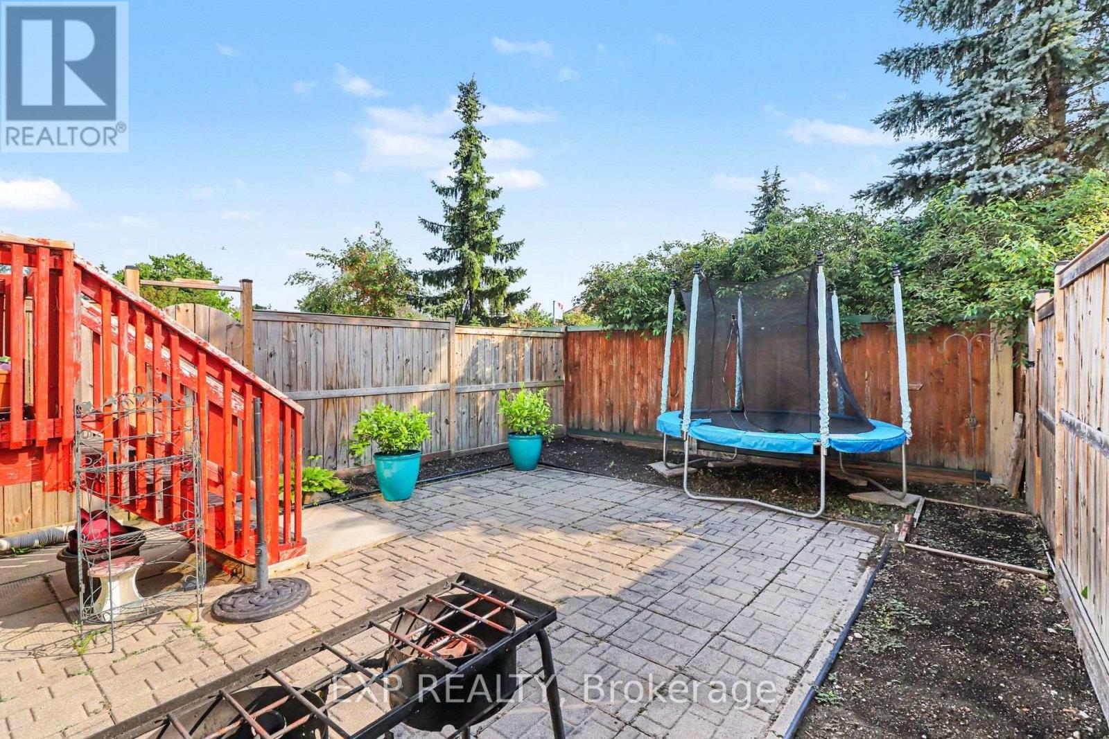 203 Duntroon Circle, Ottawa, Ontario  K1T 4C9 - Photo 36 - X13556326