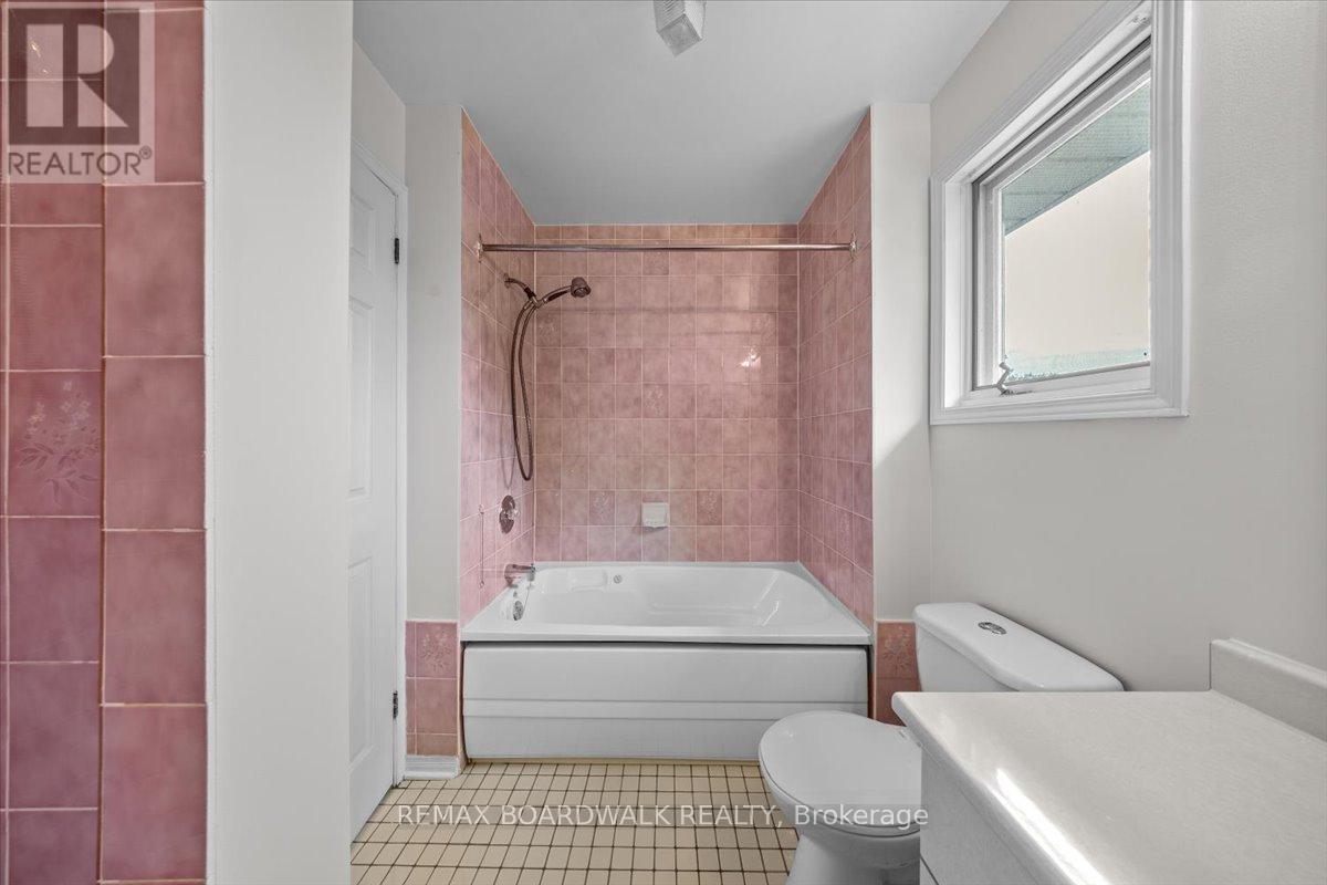 42 Pickwick Drive, Ottawa, Ontario  K2J 3E7 - Photo 25 - X13556792