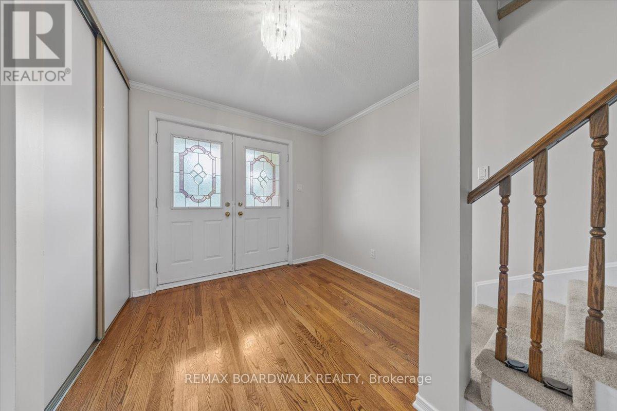 42 Pickwick Drive, Ottawa, Ontario  K2J 3E7 - Photo 4 - X13556792