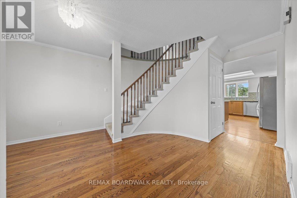 42 Pickwick Drive, Ottawa, Ontario  K2J 3E7 - Photo 5 - X13556792