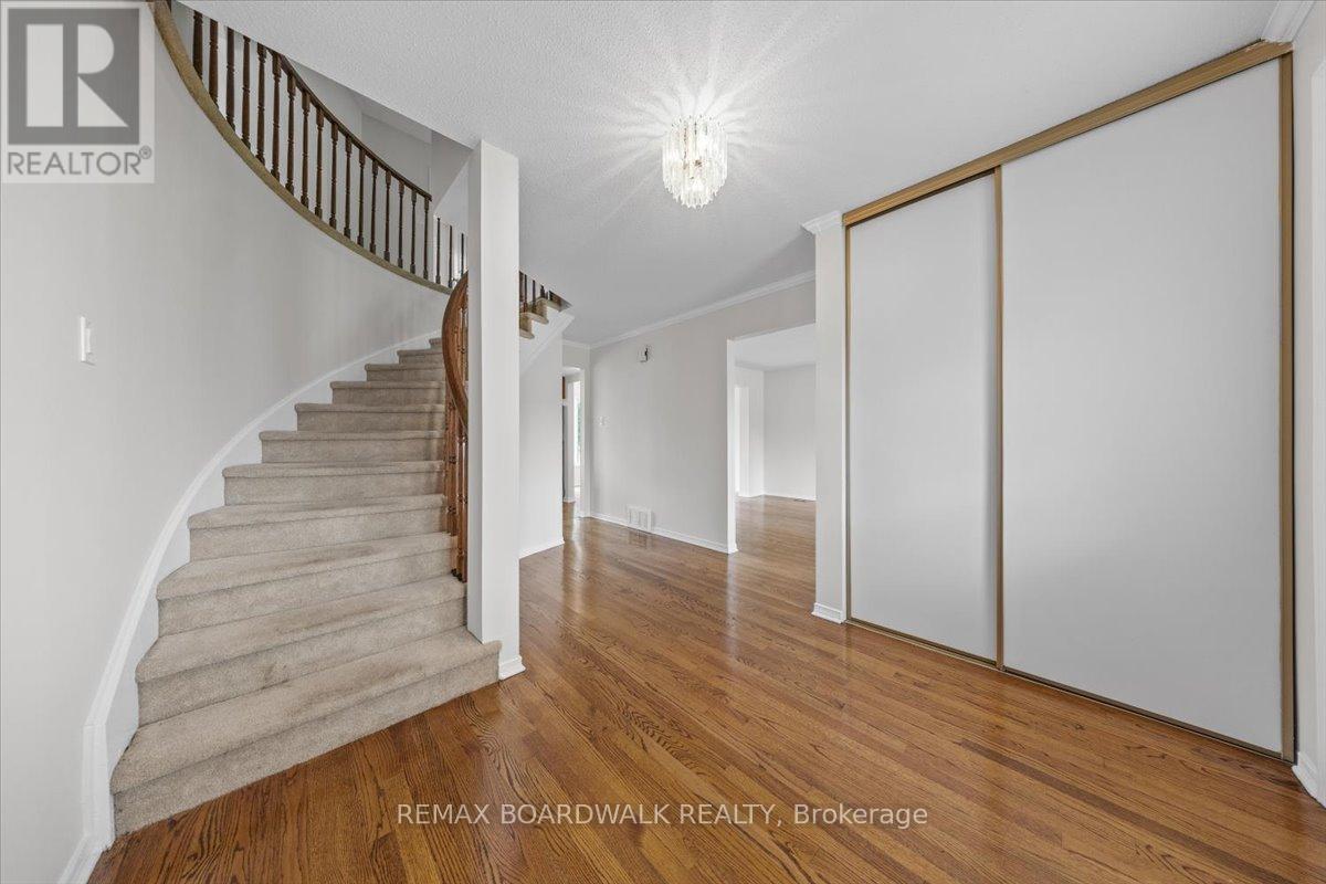 42 Pickwick Drive, Ottawa, Ontario  K2J 3E7 - Photo 6 - X13556792