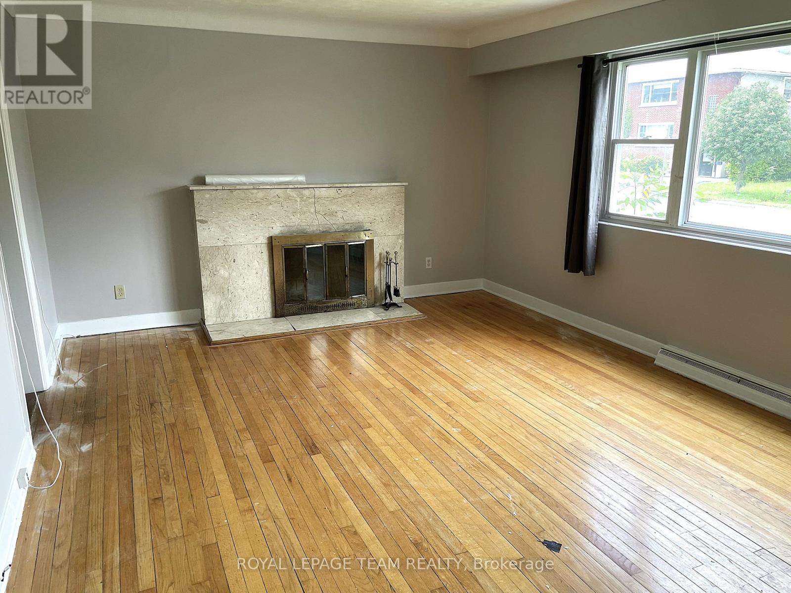 1 - 1354 Kingston Avenue, Ottawa, Ontario  K1Z 8L2 - Photo 2 - X13556822