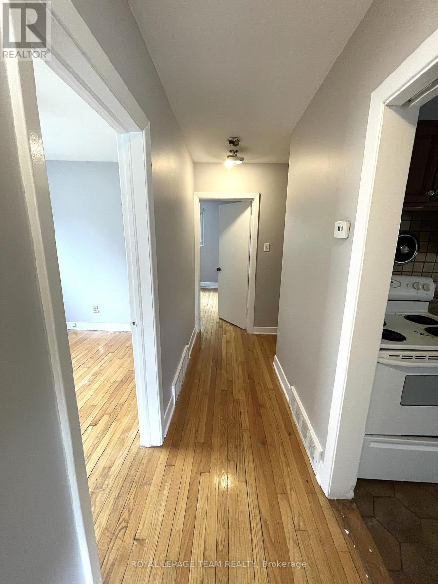 1 - 1354 Kingston Avenue, Ottawa, Ontario  K1Z 8L2 - Photo 4 - X13556822