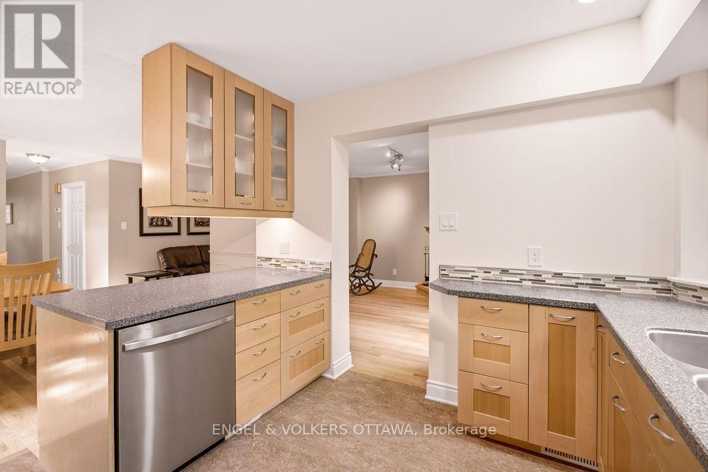 401 St. Denis Street, Ottawa, Ontario  K1L 5H8 - Photo 12 - X13557150
