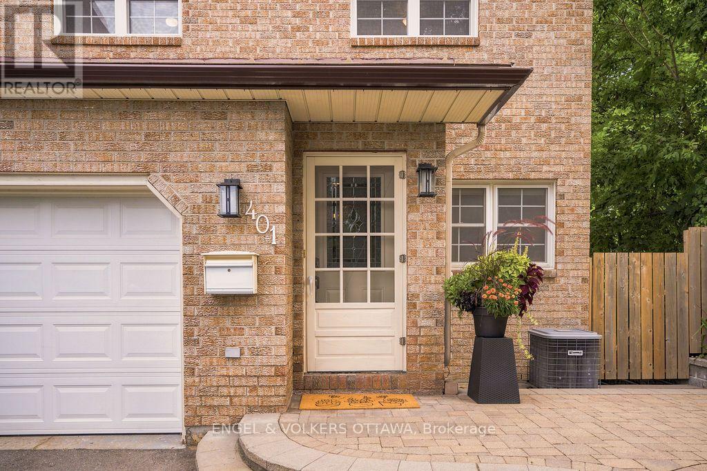 401 St. Denis Street, Ottawa, Ontario  K1L 5H8 - Photo 2 - X13557150