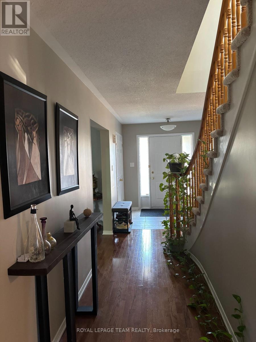 3 Tower Hill Crescent, Ottawa, Ontario  K2M 1R4 - Photo 11 - X13557258