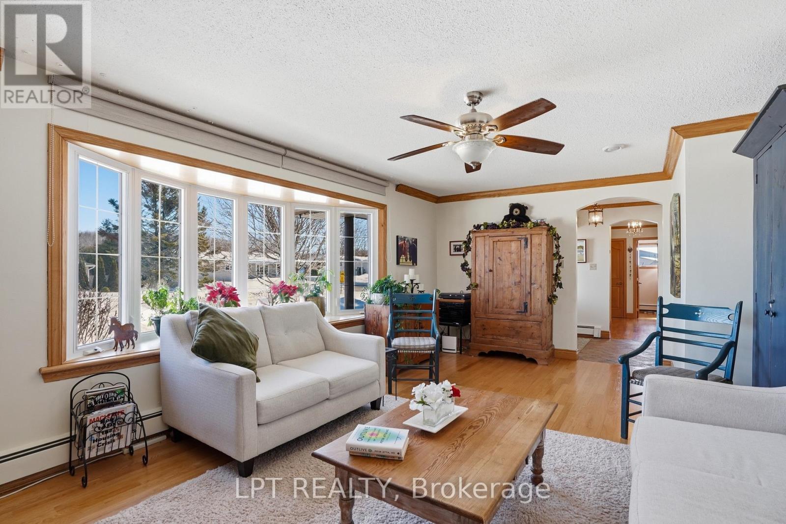 10 Orchard Street, Hawkesbury, Ontario  K6A 2V7 - Photo 7 - X13557348