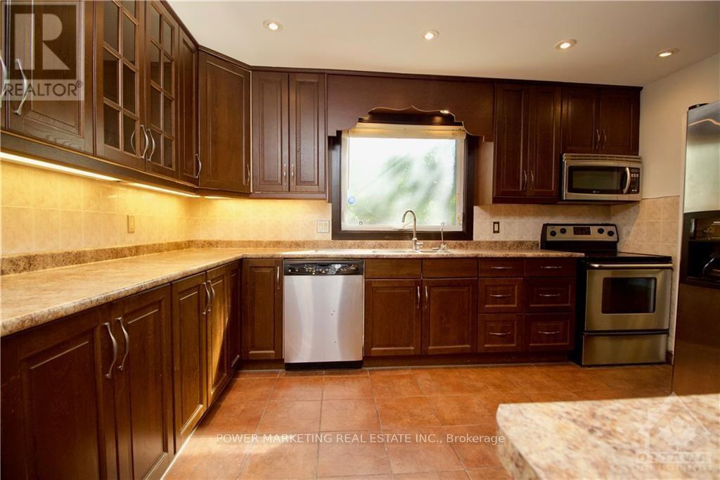 58 Aero Drive, Ottawa, Ontario  K2H 5E4 - Photo 7 - X13557352