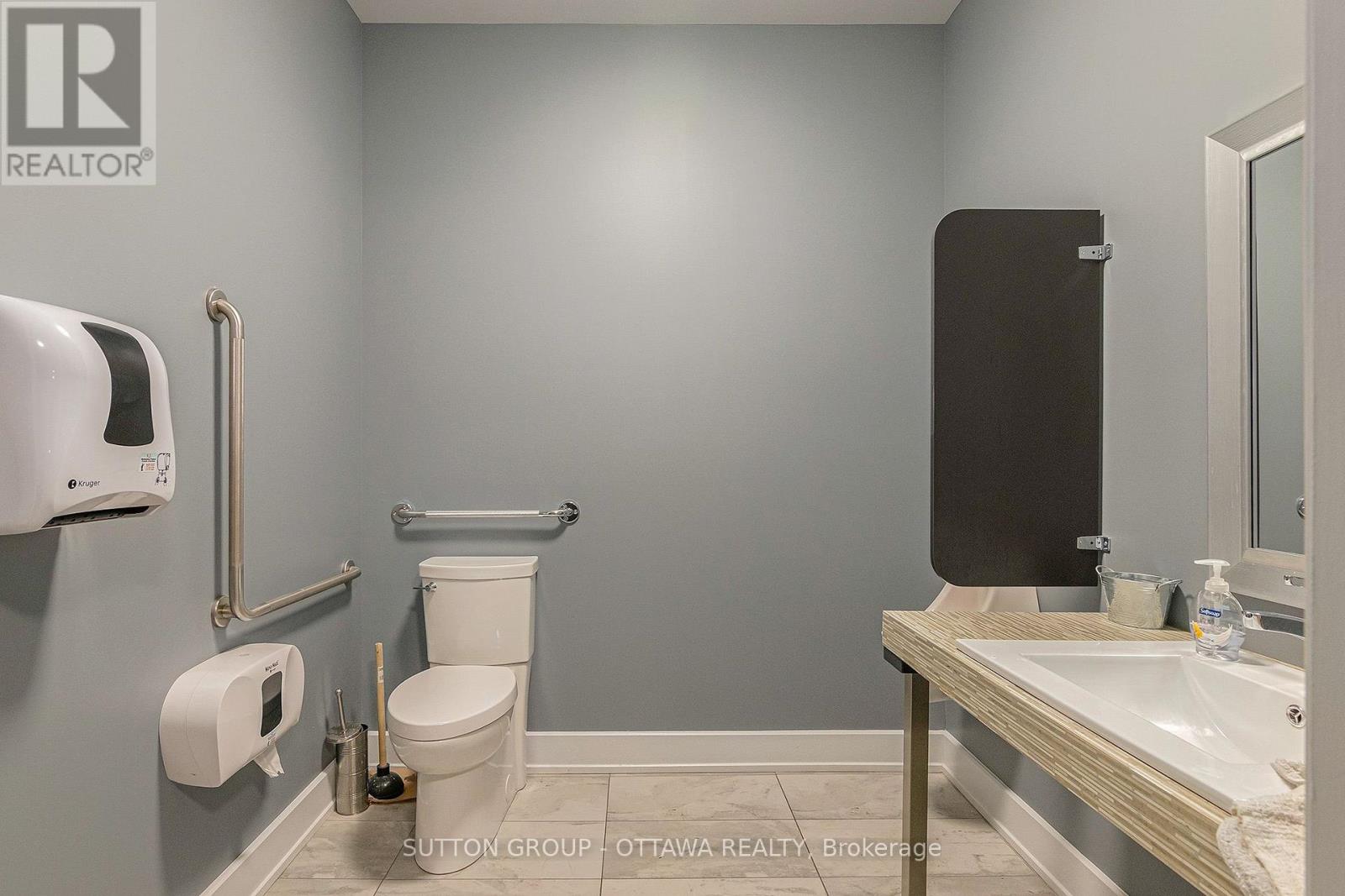 D19 - 2285 St Laurent Boulevard, Ottawa, Ontario  K1G 4Z7 - Photo 13 - X13557528