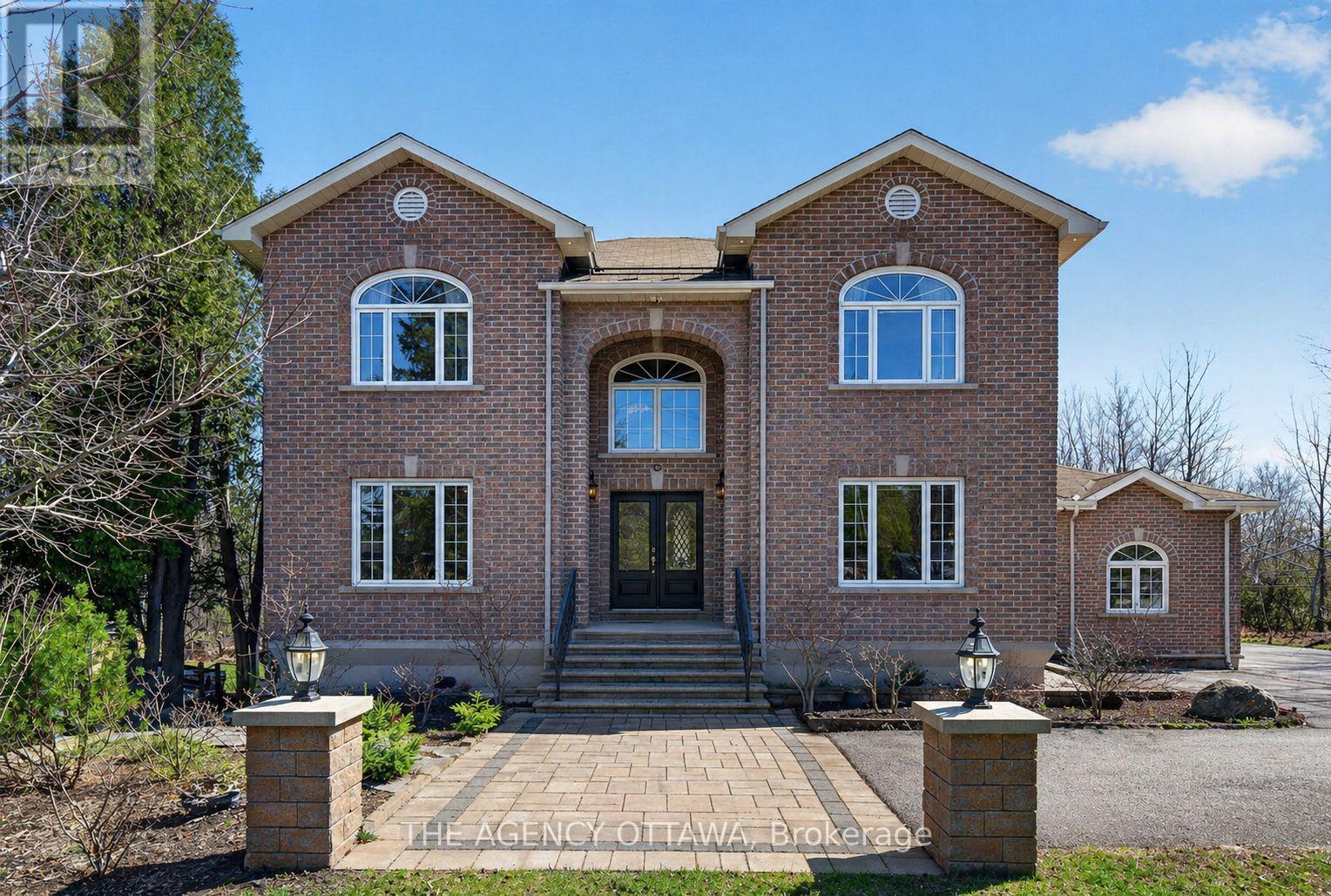 4633 Albion Road, Ottawa, Ontario  K1X 1A4 - Photo 1 - X13557862