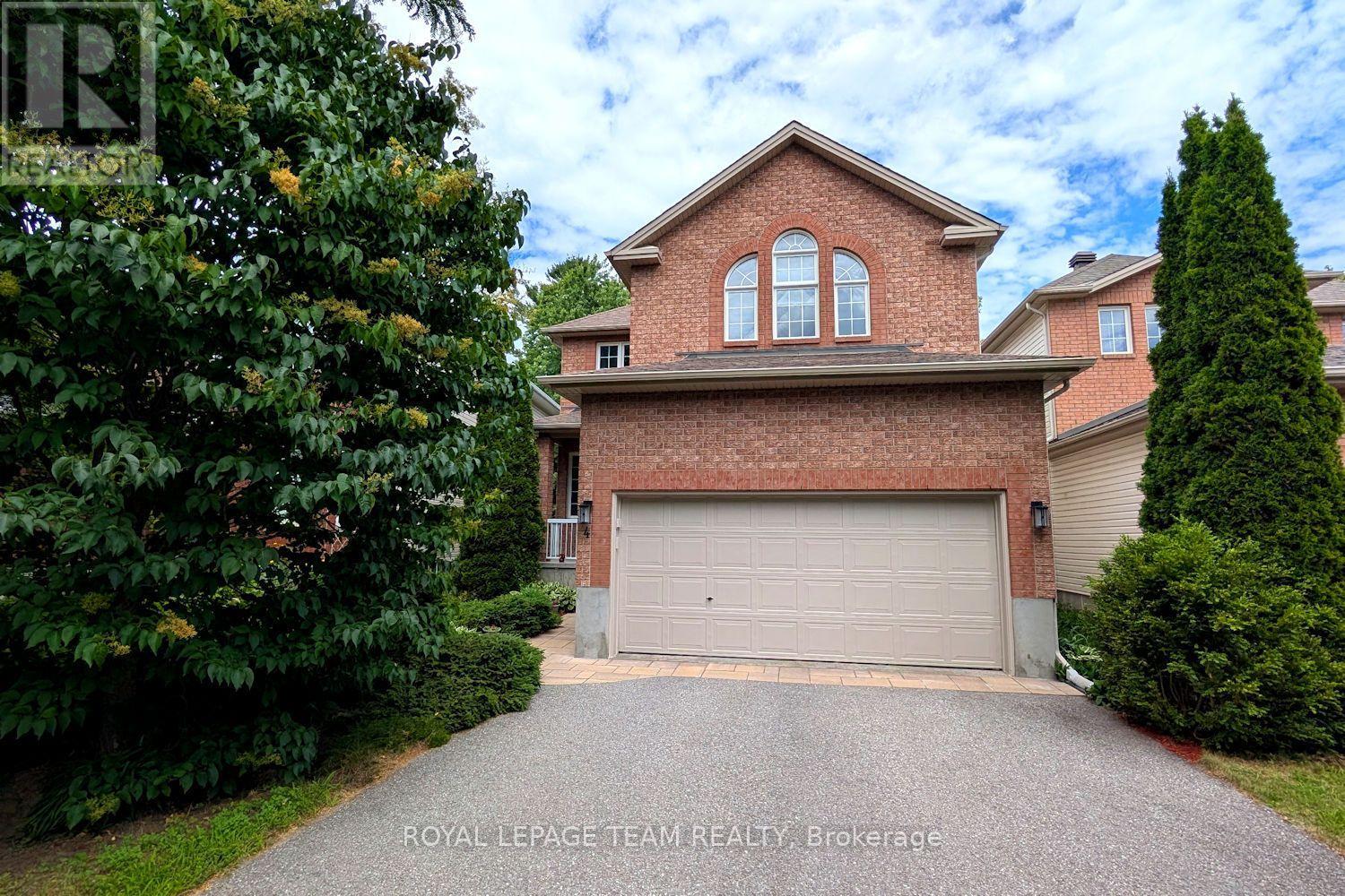 4 Keno Way, Ottawa, Ontario  K2T 1H4 - Photo 1 - X13557932