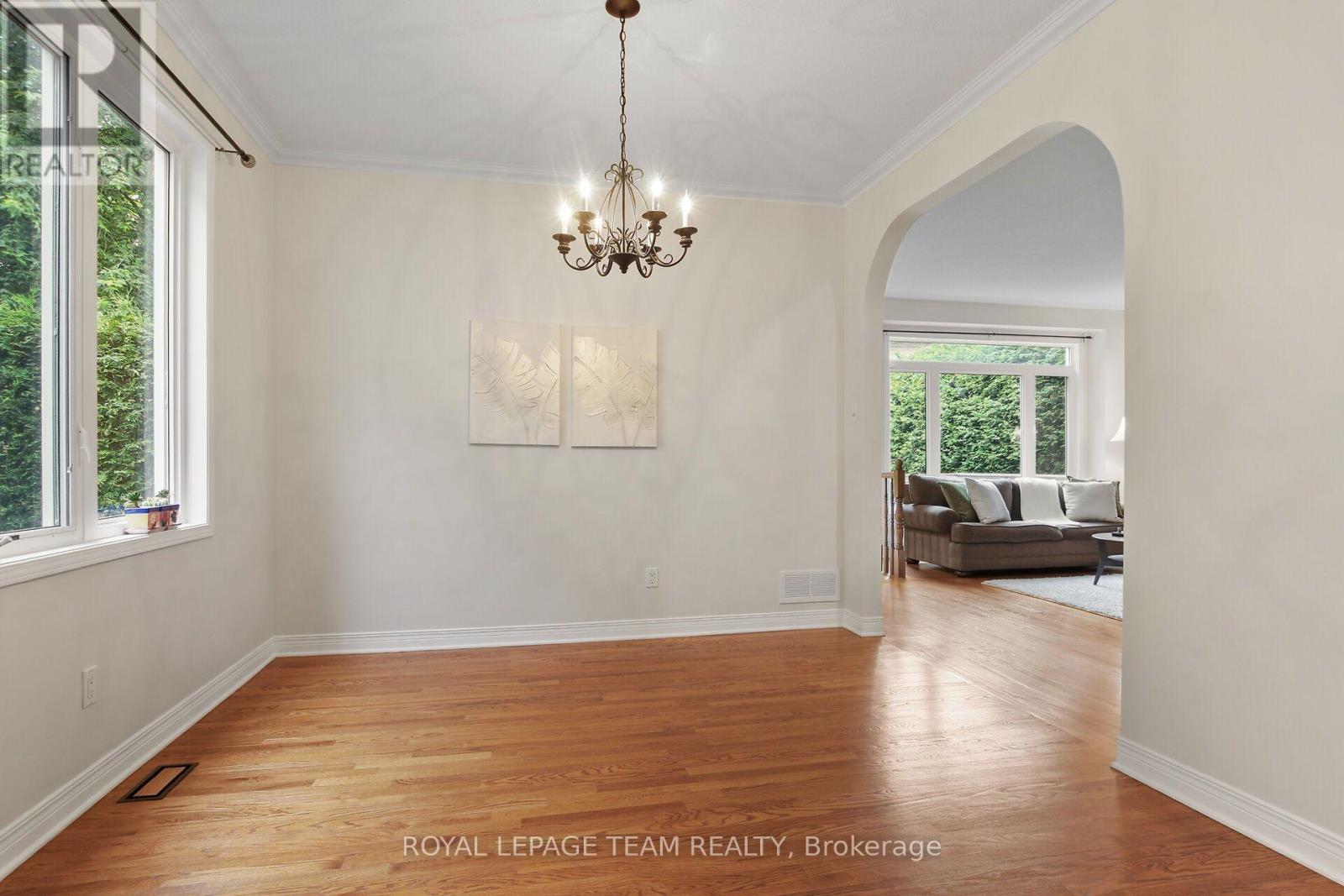 4 Keno Way, Ottawa, Ontario  K2T 1H4 - Photo 12 - X13557932