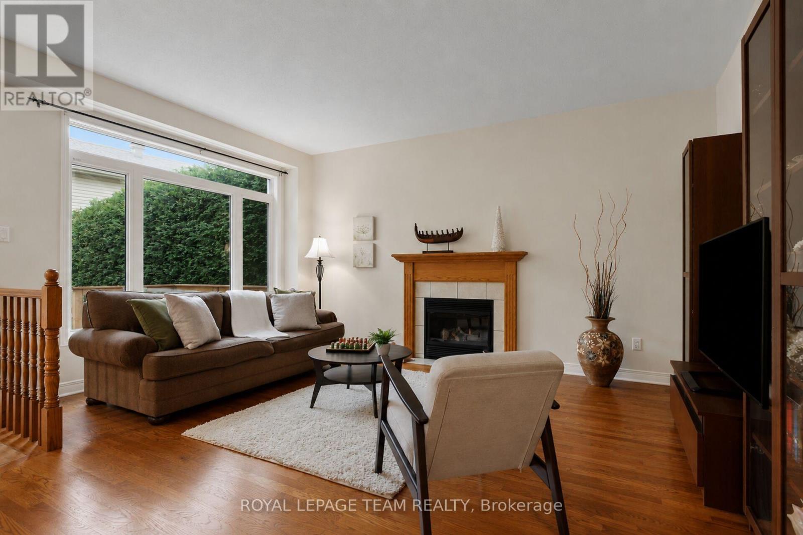 4 Keno Way, Ottawa, Ontario  K2T 1H4 - Photo 4 - X13557932