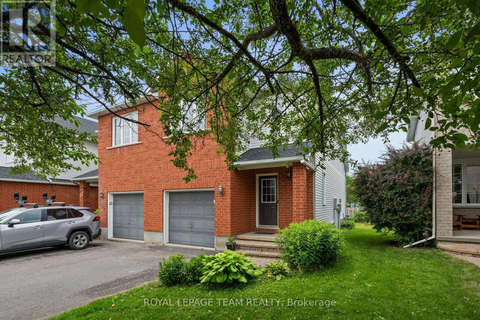 937 Goose River Avenue, Ottawa, Ontario  K1V 1T7 - Photo 3 - X13558124