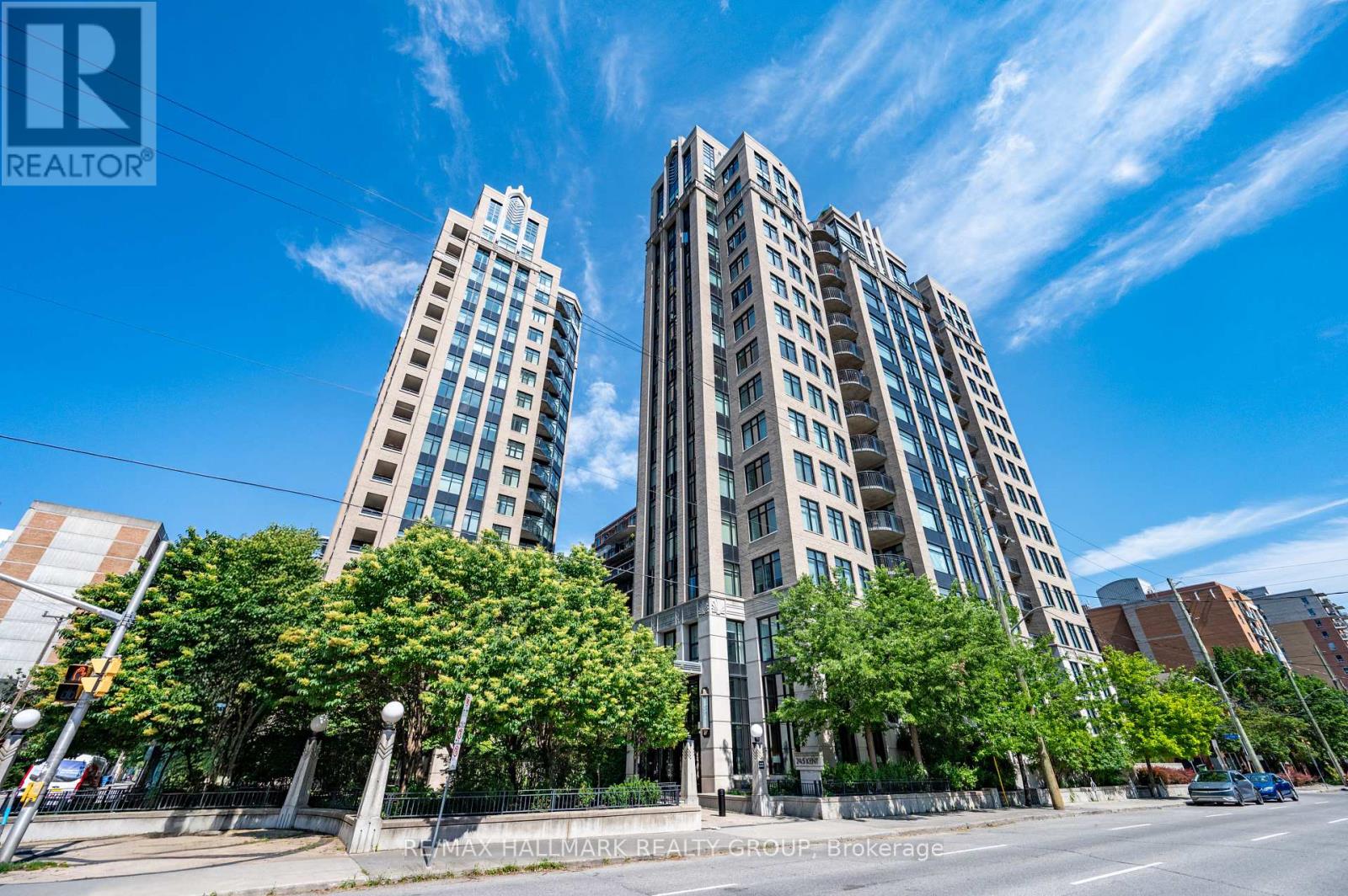 909 - 245 Kent Street, Ottawa, Ontario  K2P 0A5 - Photo 2 - X13558174