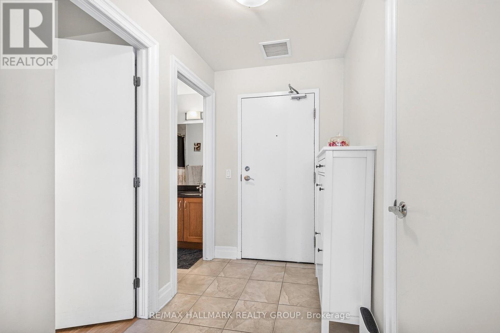 909 - 245 Kent Street, Ottawa, Ontario  K2P 0A5 - Photo 6 - X13558174