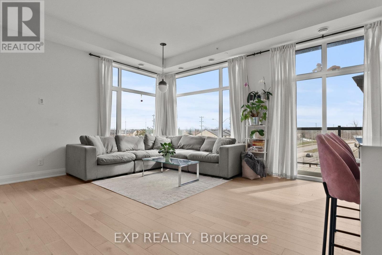301 - 100 Cortile Private, Ottawa, Ontario  K1V 2S8 - Photo 10 - X13558244