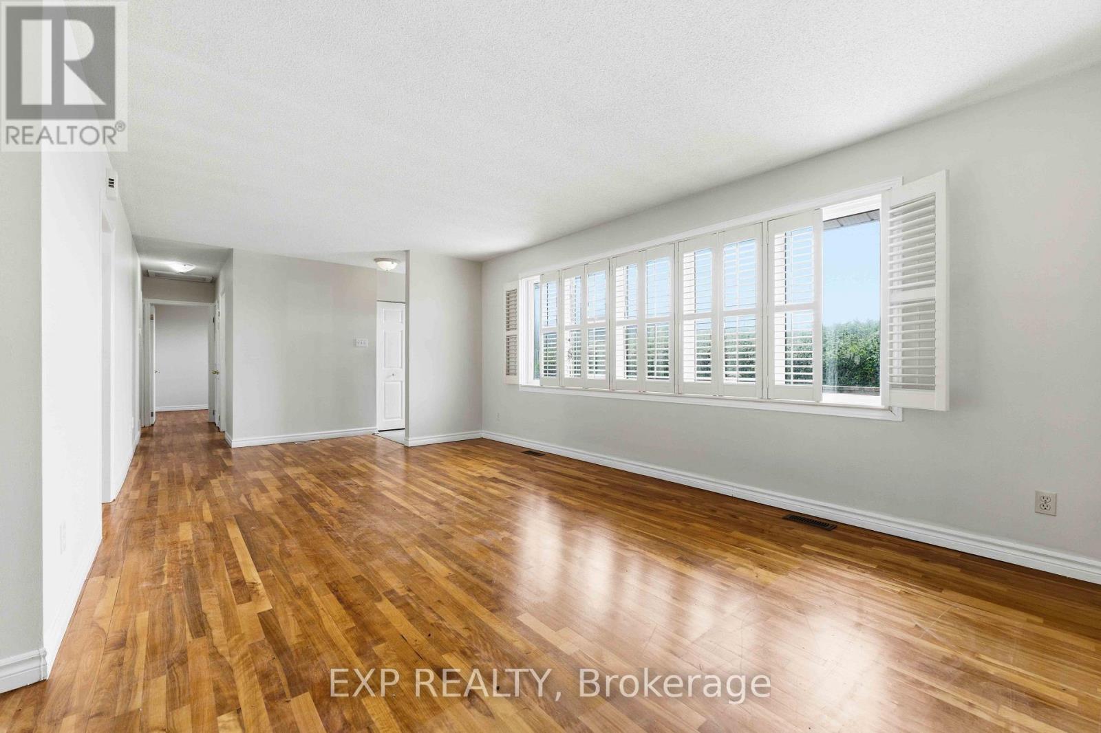 2473 Walkley Road, Ottawa, Ontario  K1G 3H2 - Photo 11 - X13558342