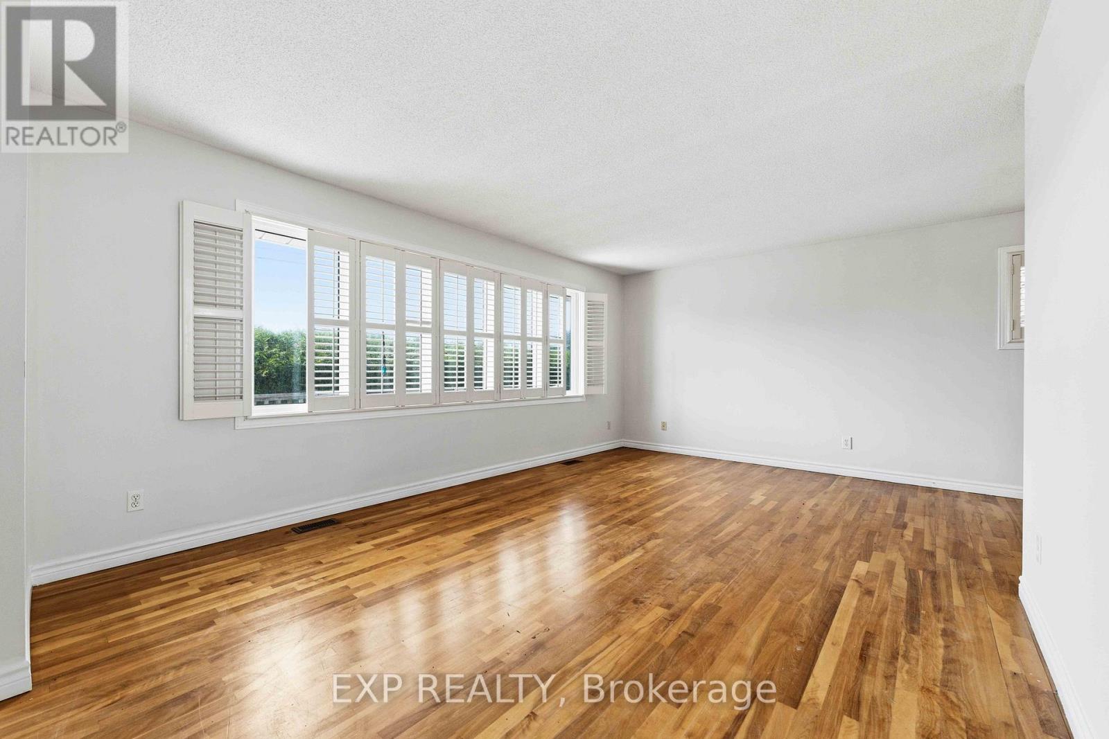 2473 Walkley Road, Ottawa, Ontario  K1G 3H2 - Photo 8 - X13558342