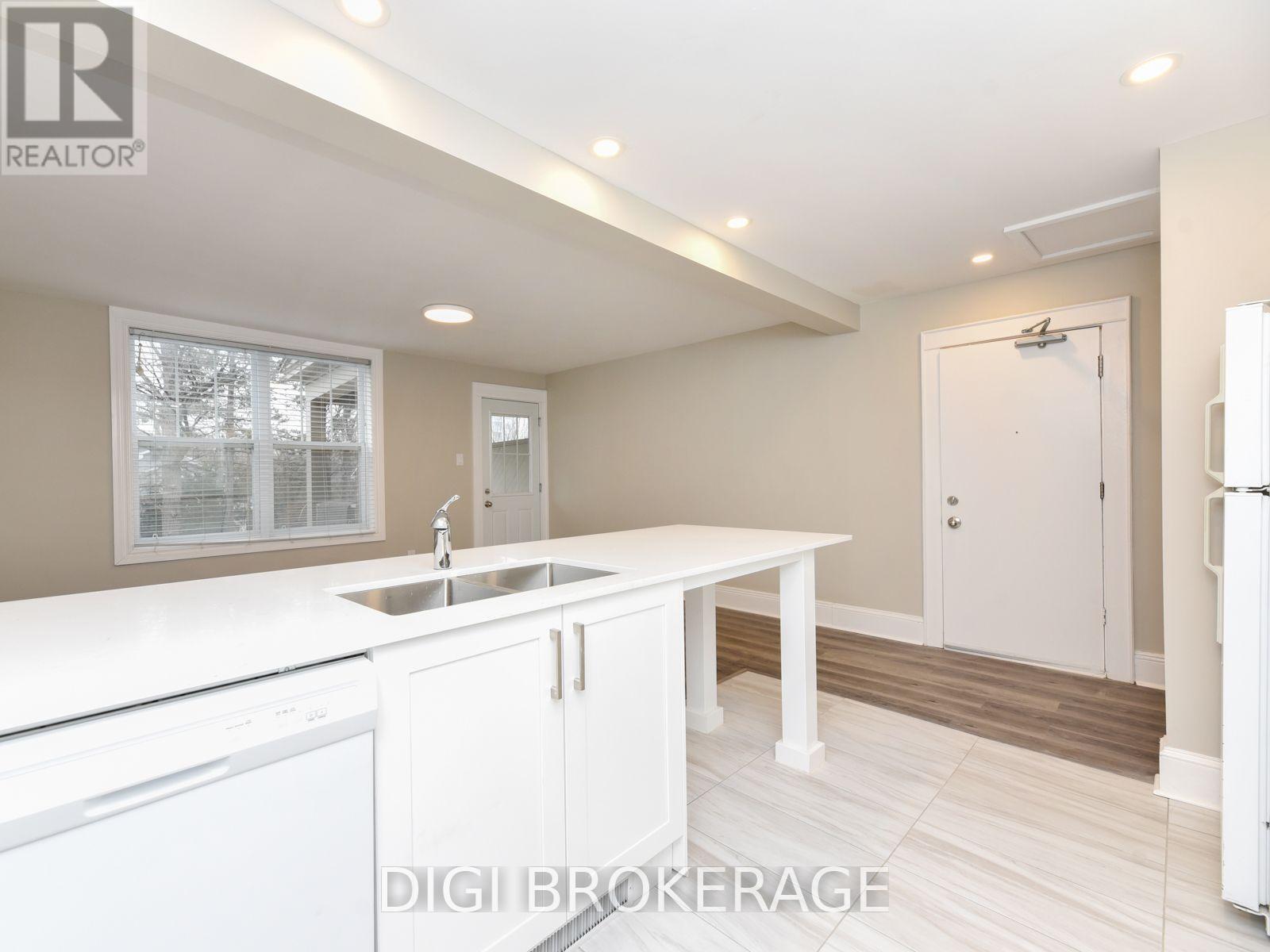 11 #'s1-3; 13 #'s 1-3 - 11&13 Acacia Avenue, Ottawa, Ontario  K1M 0P3 - Photo 18 - X13558532