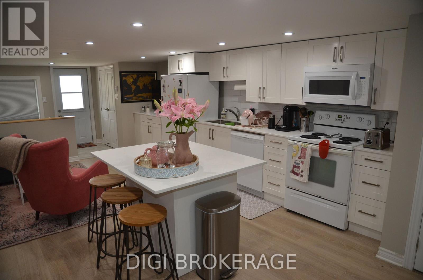 11 #'s1-3; 13 #'s 1-3 - 11&13 Acacia Avenue, Ottawa, Ontario  K1M 0P3 - Photo 28 - X13558532