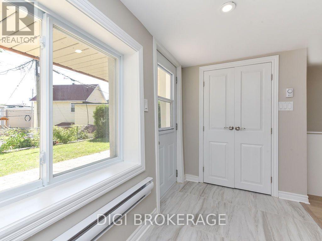11 #'s1-3; 13 #'s 1-3 - 11&13 Acacia Avenue, Ottawa, Ontario  K1M 0P3 - Photo 30 - X13558532