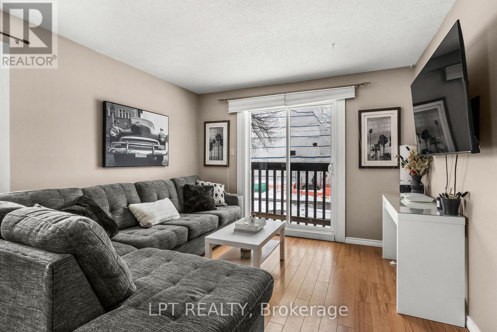4 - 260 Fenerty Court, Ottawa, Ontario  K2L 3A7 - Photo 12 - X13558678