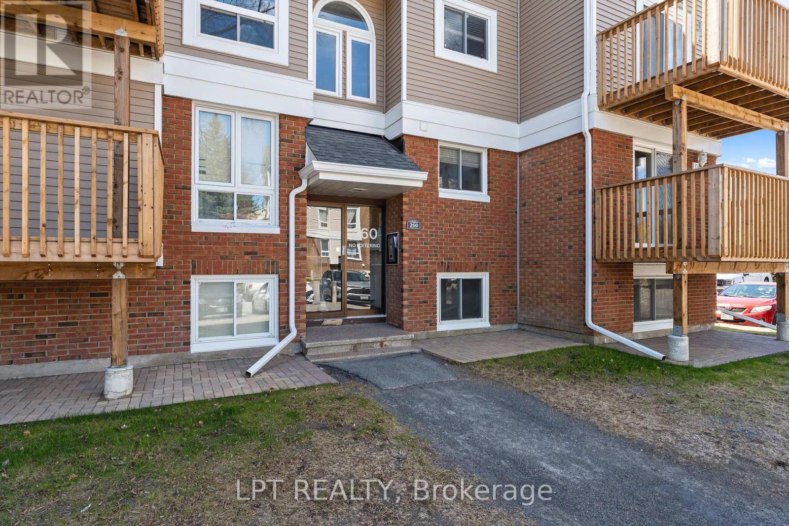 4 - 260 Fenerty Court, Ottawa, Ontario  K2L 3A7 - Photo 3 - X13558678