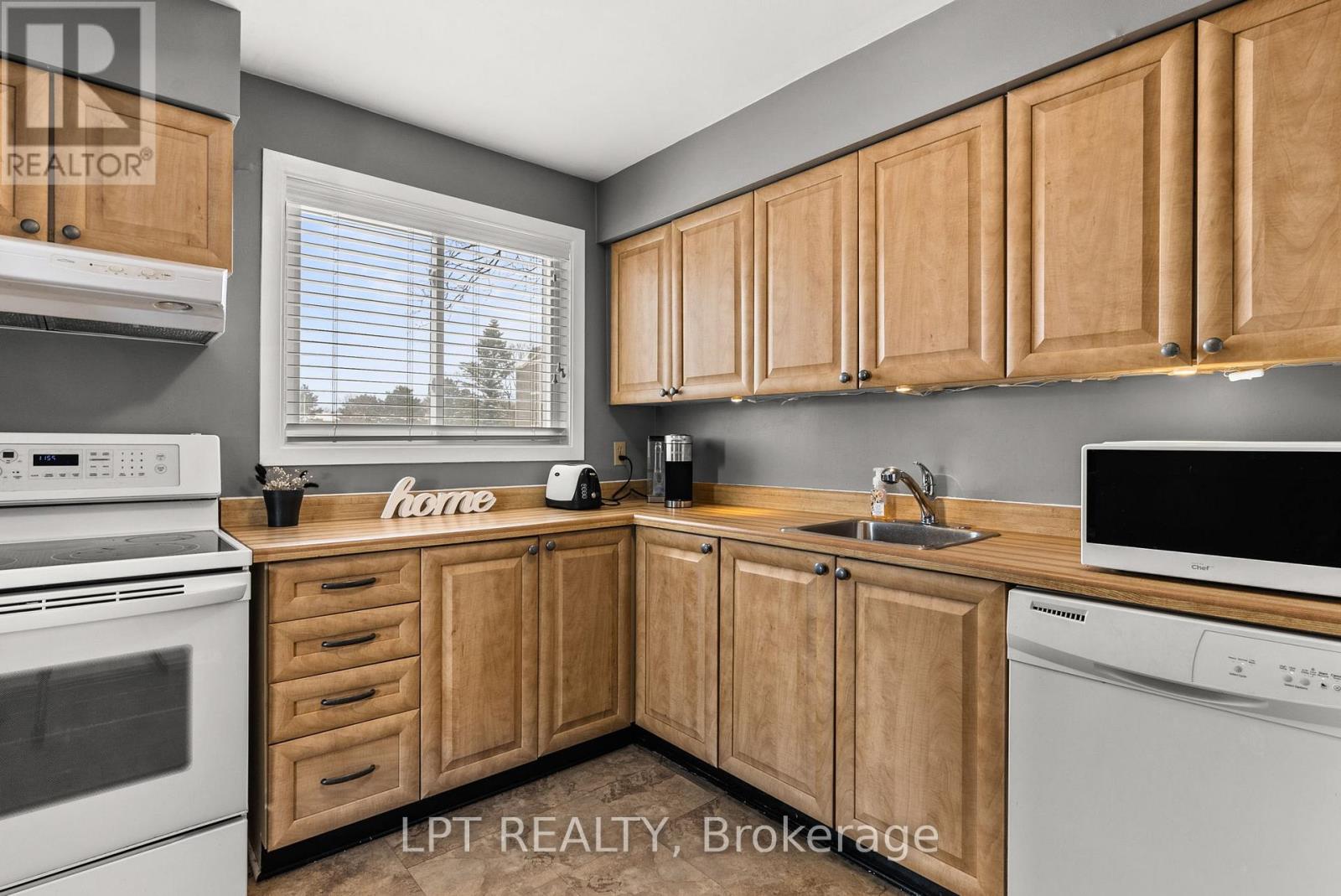 4 - 260 Fenerty Court, Ottawa, Ontario  K2L 3A7 - Photo 7 - X13558678